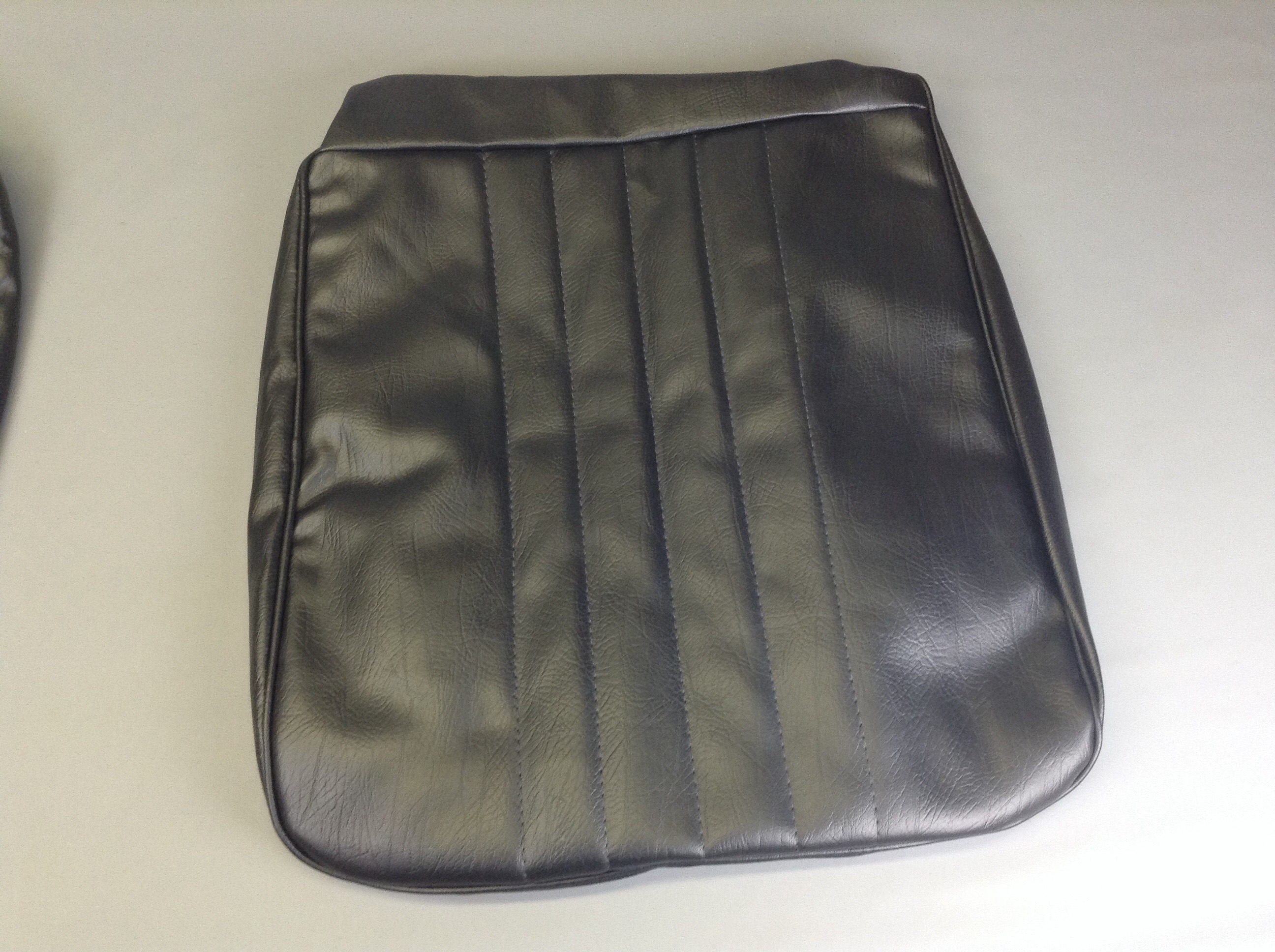 Scout II Complete Upholstery Set Front and Rear Seats 1972-80 Scout II ...
