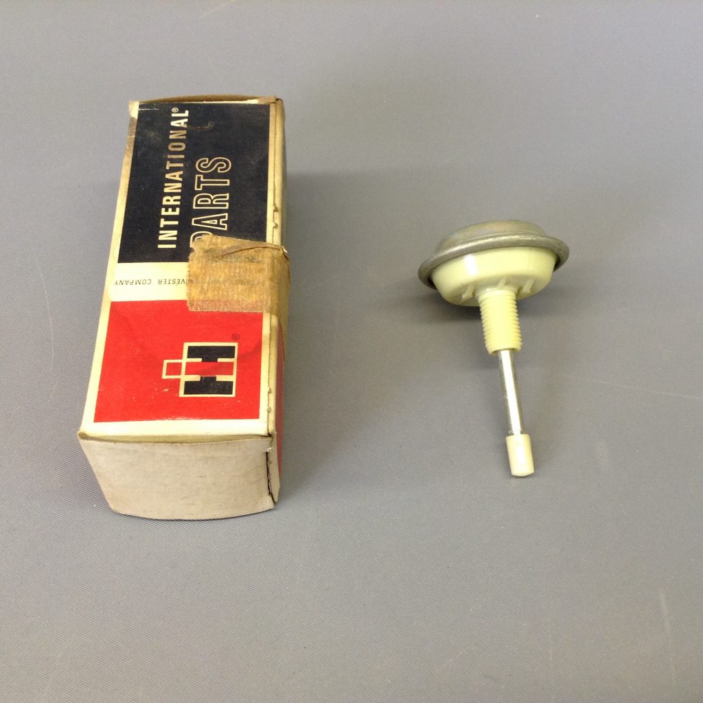 Carburetor Dashpot 386802C1 IH Scout