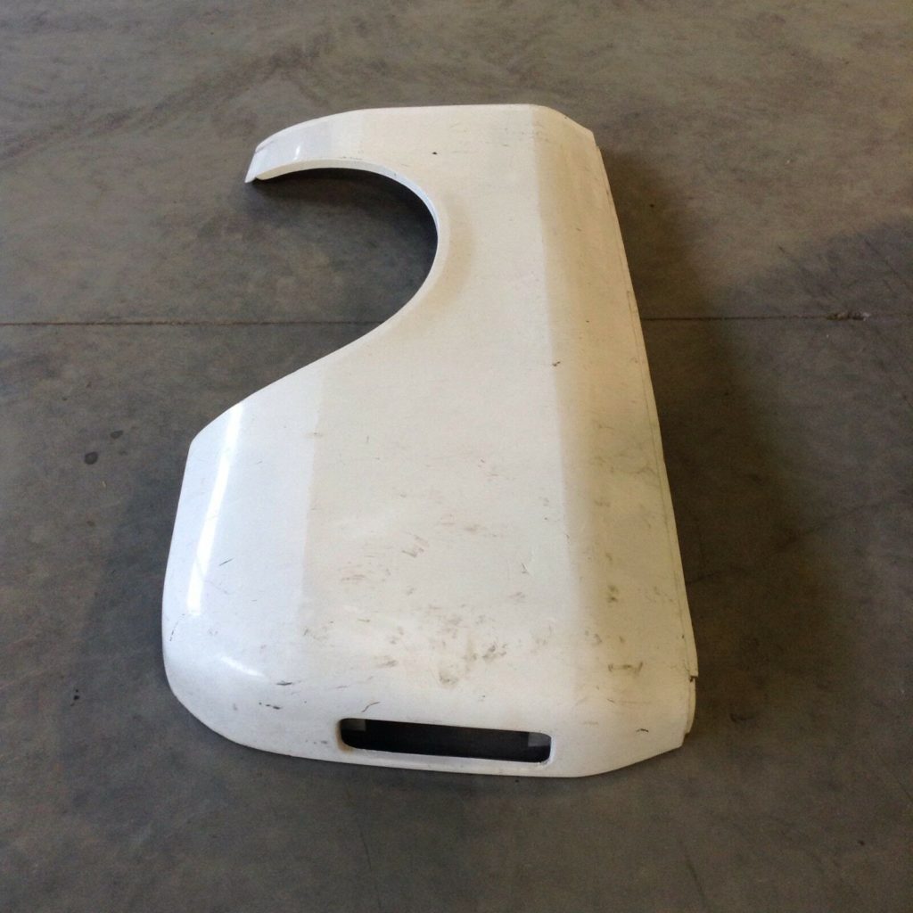 IH INTERNATIONAL SCOUT II DRIVER SIDE FIBERGLASS QUARTER PANEL IH Scout