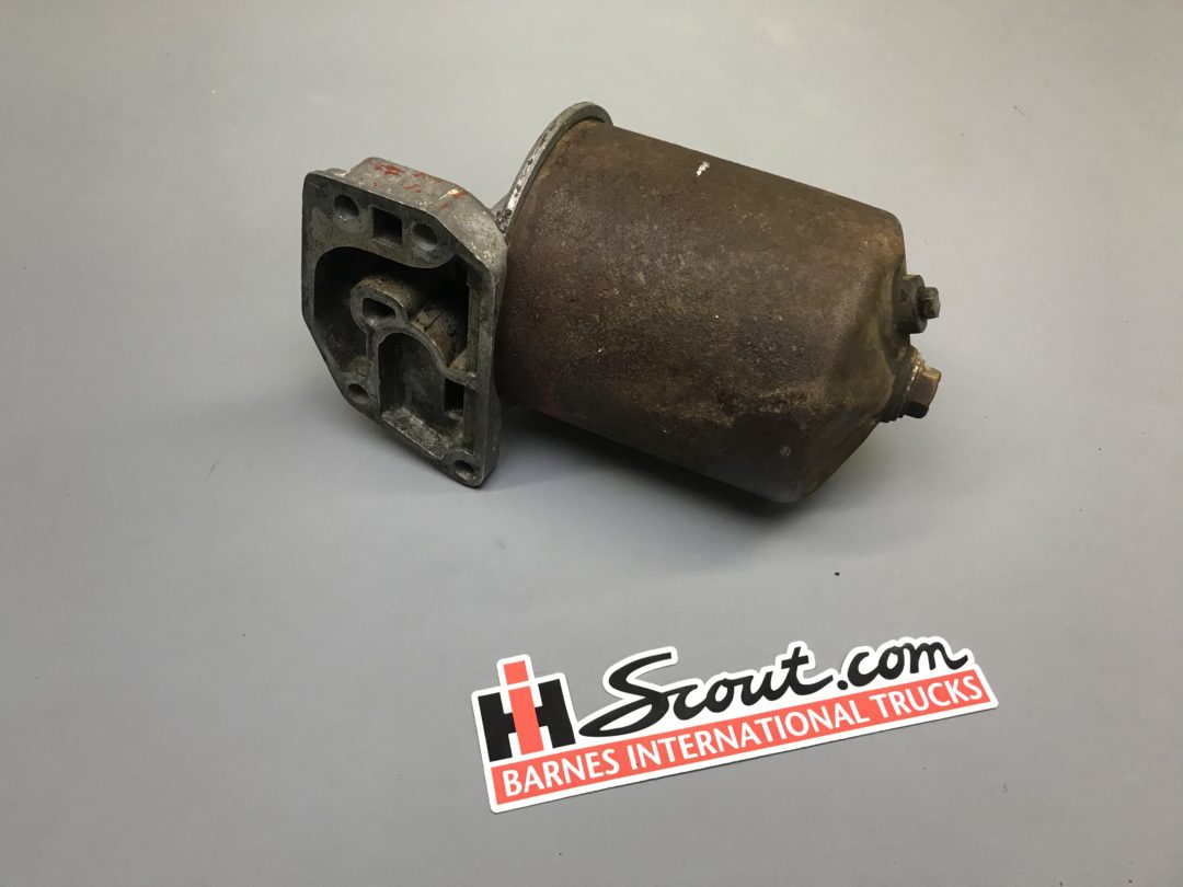 Scout 80, Scout 800 Oil Filter Canister Assembly IH Scout