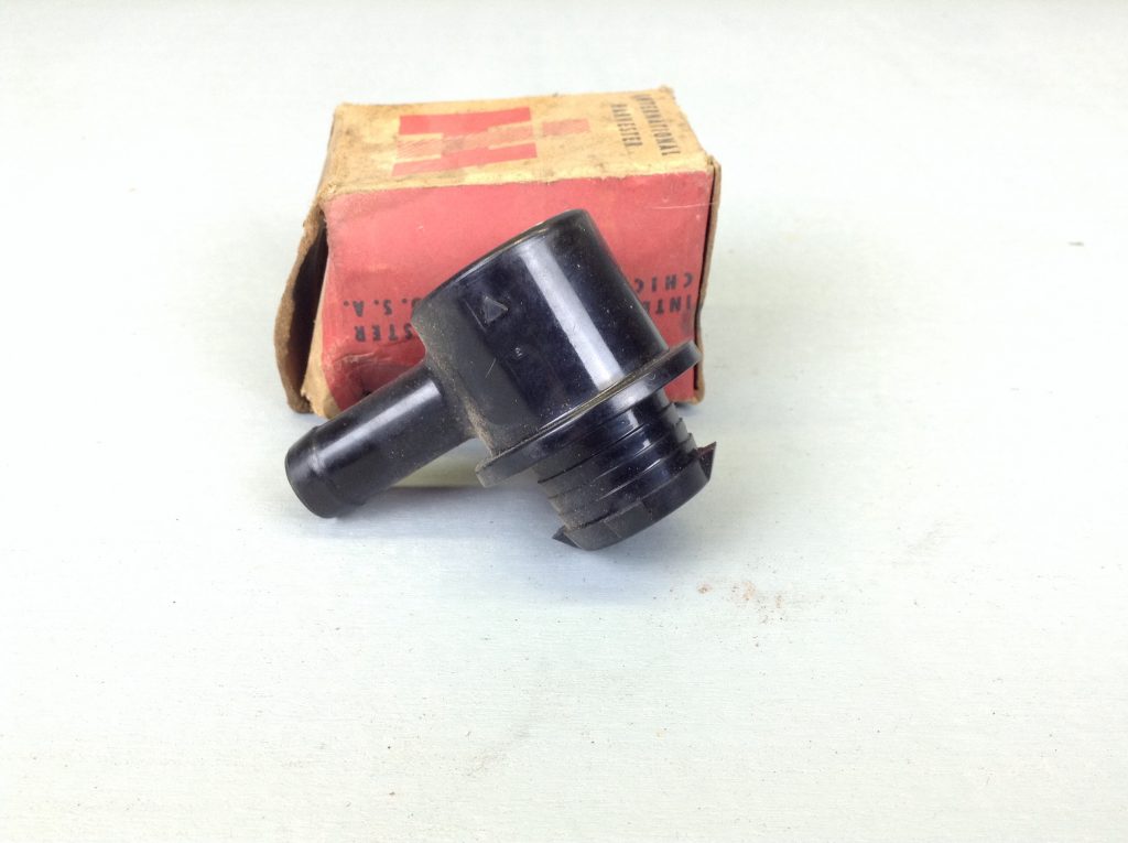 NOS Vacuum Booster Check Valve 357422C1 IH Scout